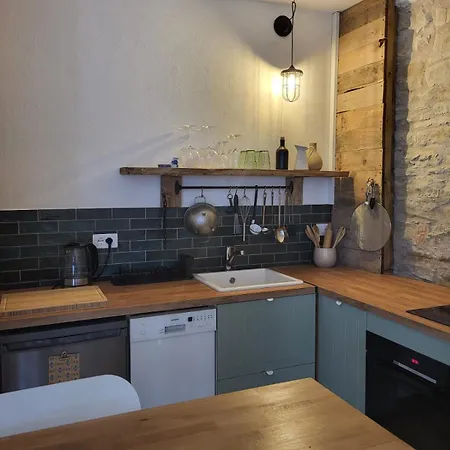 Cascina Assiolo 컨트리하우스 *