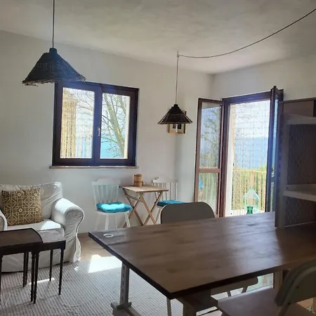 Cascina Assiolo 컨트리하우스 *